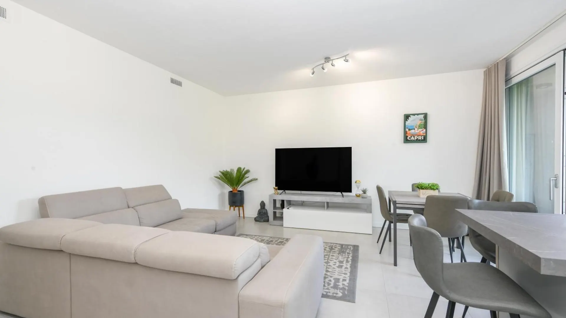 Holiday House Katya Resort Desenzano del Garda 0*,